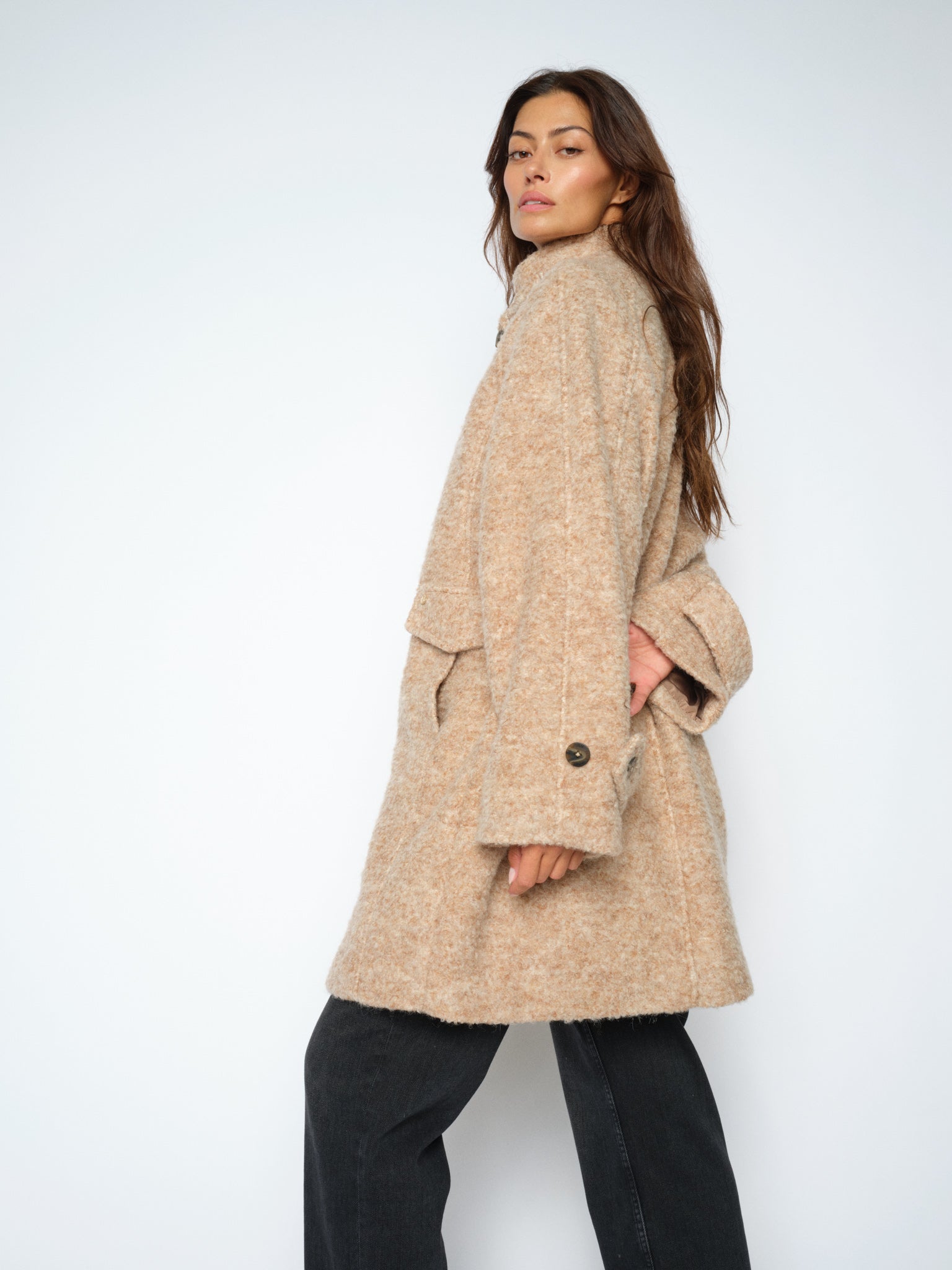Modelshot / Oxford Tan / Detail